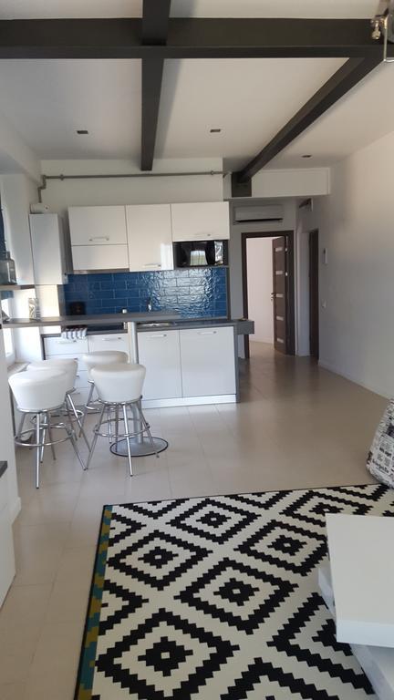 Le Reve Apartment Mamaia Extérieur photo