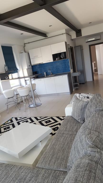 Le Reve Apartment Mamaia Extérieur photo