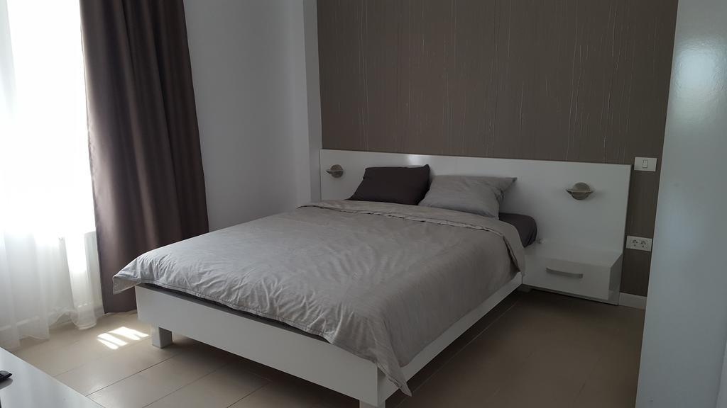 Le Reve Apartment Mamaia Extérieur photo