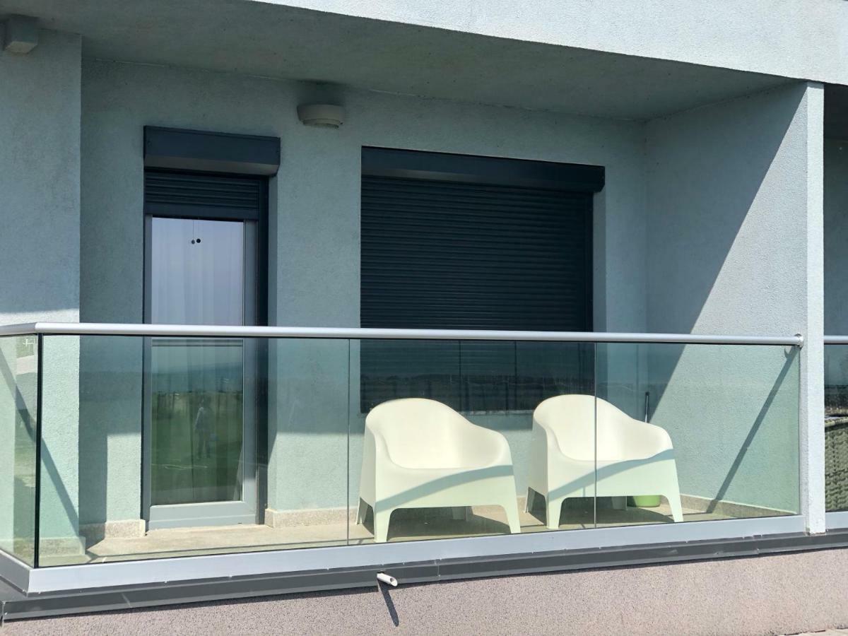 Le Reve Apartment Mamaia Extérieur photo