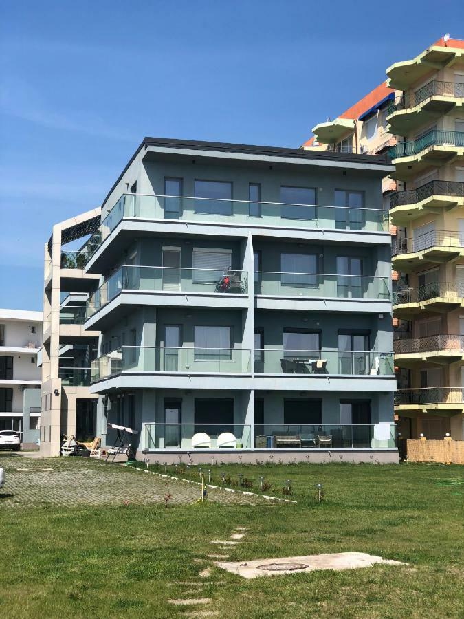 Le Reve Apartment Mamaia Extérieur photo